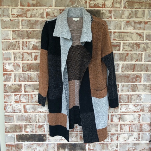 Max Studio Sweaters - Max Studio Colourblock Collared Cardigan Camel Blk